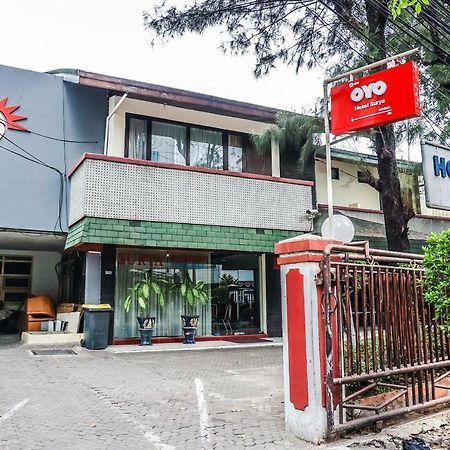 Oyo 108 Hotel Surya Jakarta Buitenkant foto