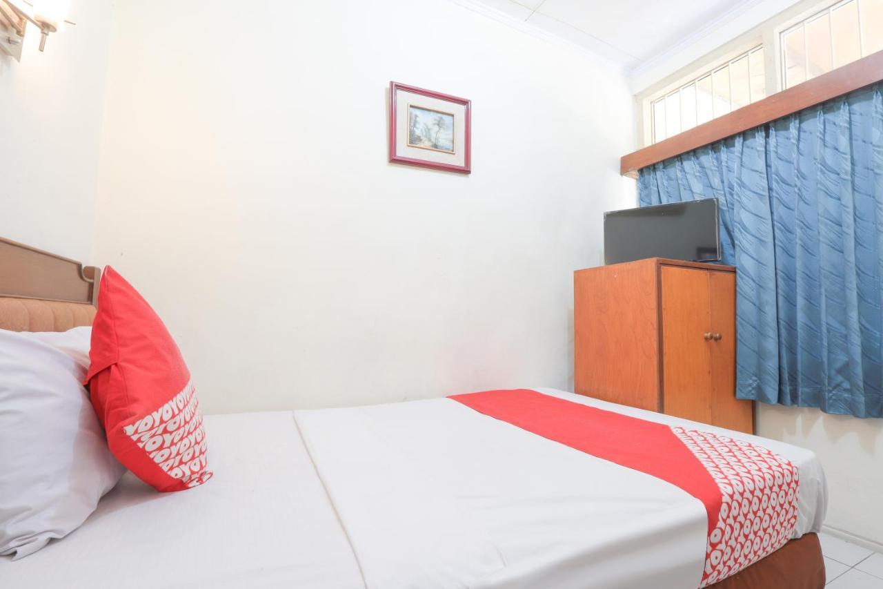 Oyo 108 Hotel Surya Jakarta Buitenkant foto